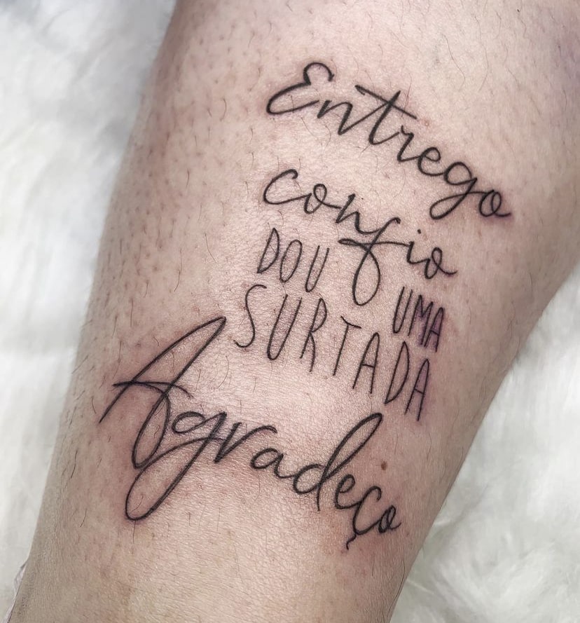 Foto de tatuagem feita por Anne Camargo (@anne_tattoo)