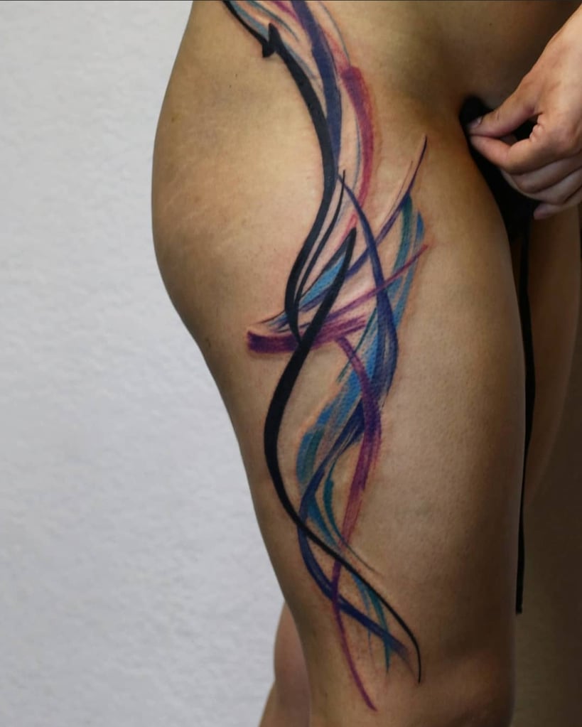 Foto de tatuagem feita por Yasmin Coiado (@ycoiado.ink)