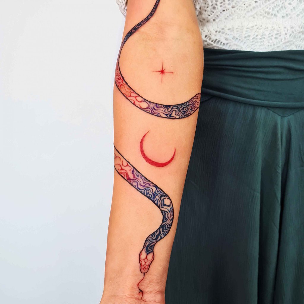 Foto de tatuagem feita por Eloiza Montanha (@eloizamontanha)