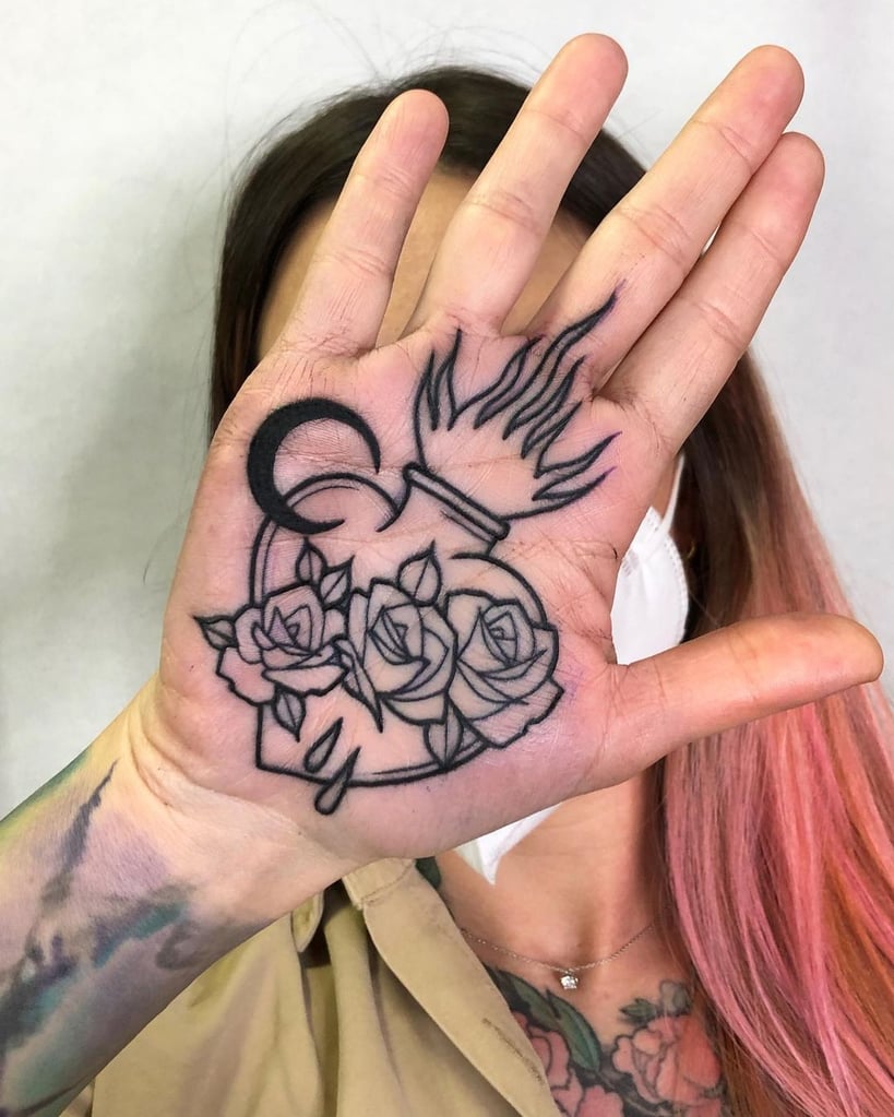 Tatuagem na mão: Veja artistas que são incríveis! - Blog Tattoo2me